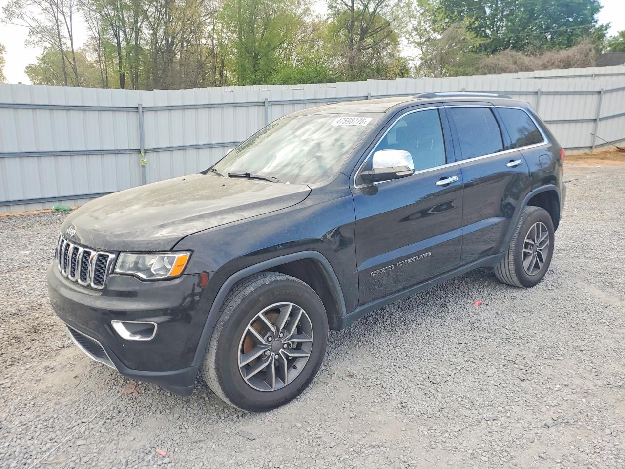 Salvage Jeep Grand Cherokee Image