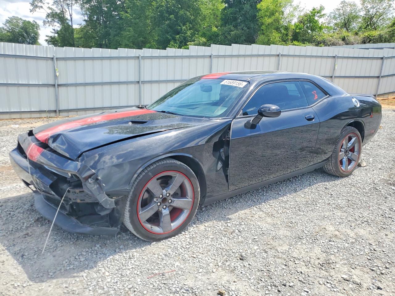 Salvage Dodge Challenger Image