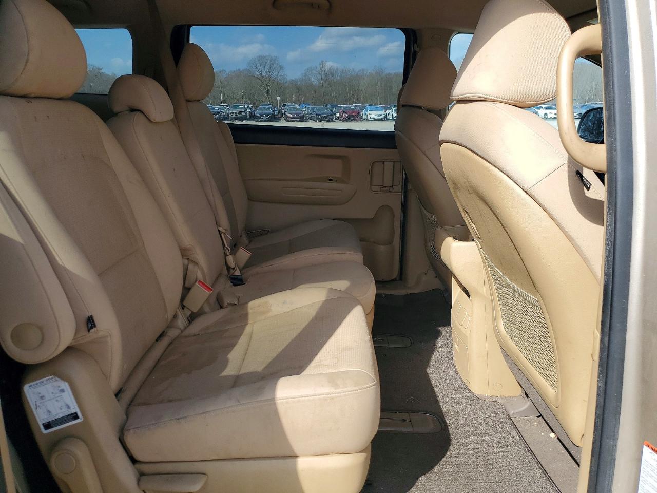 Kia Sedona Lx