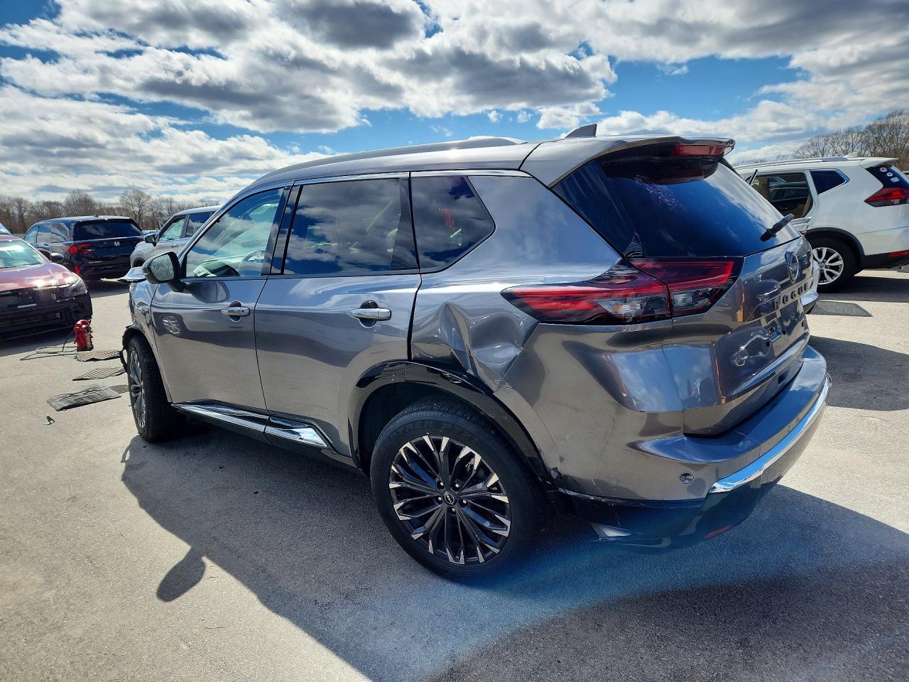 Nissan Rogue Platinum