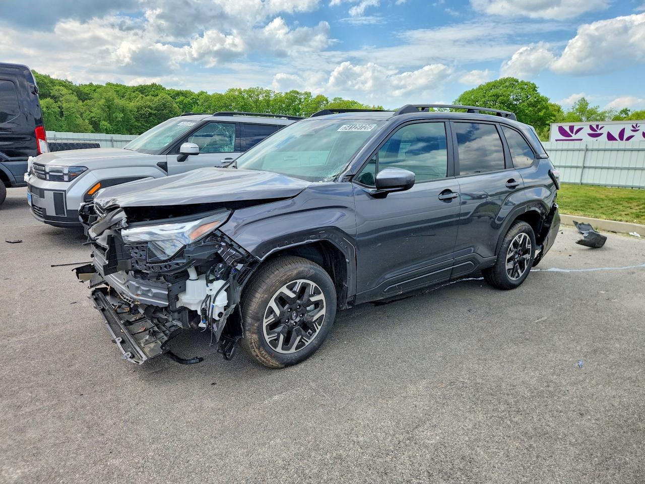 Salvage Subaru Forester Image