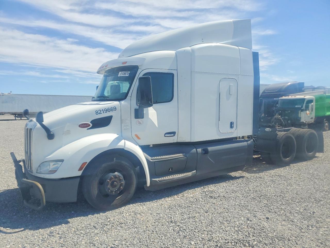 Peterbilt 579