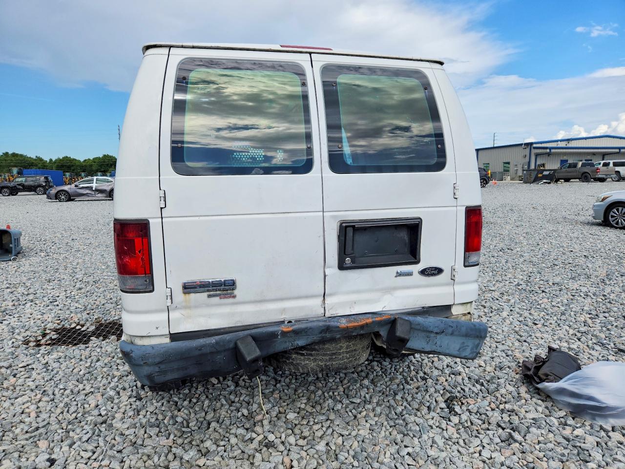 Ford Econoline E250 Van