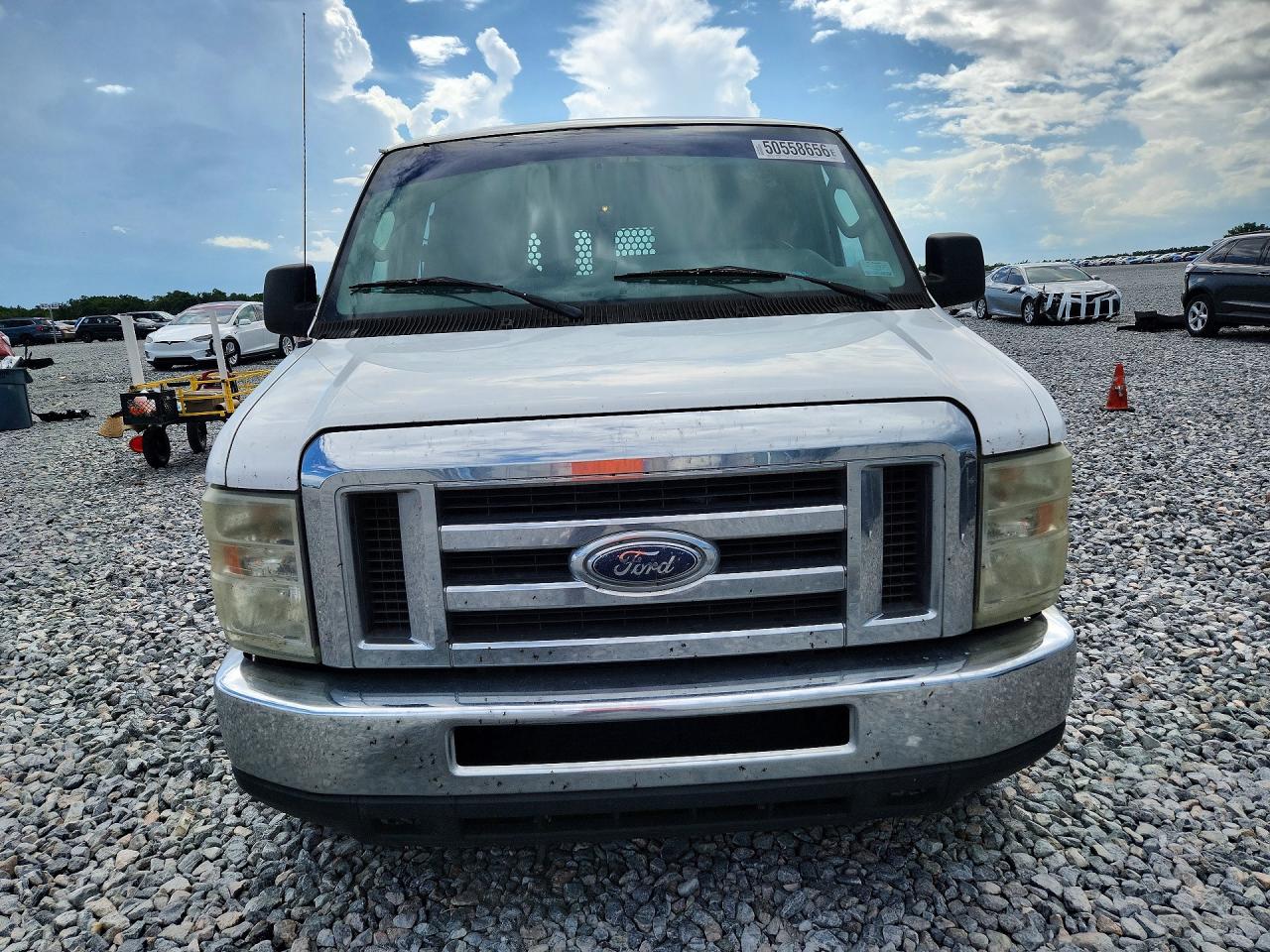 Ford Econoline E250 Van