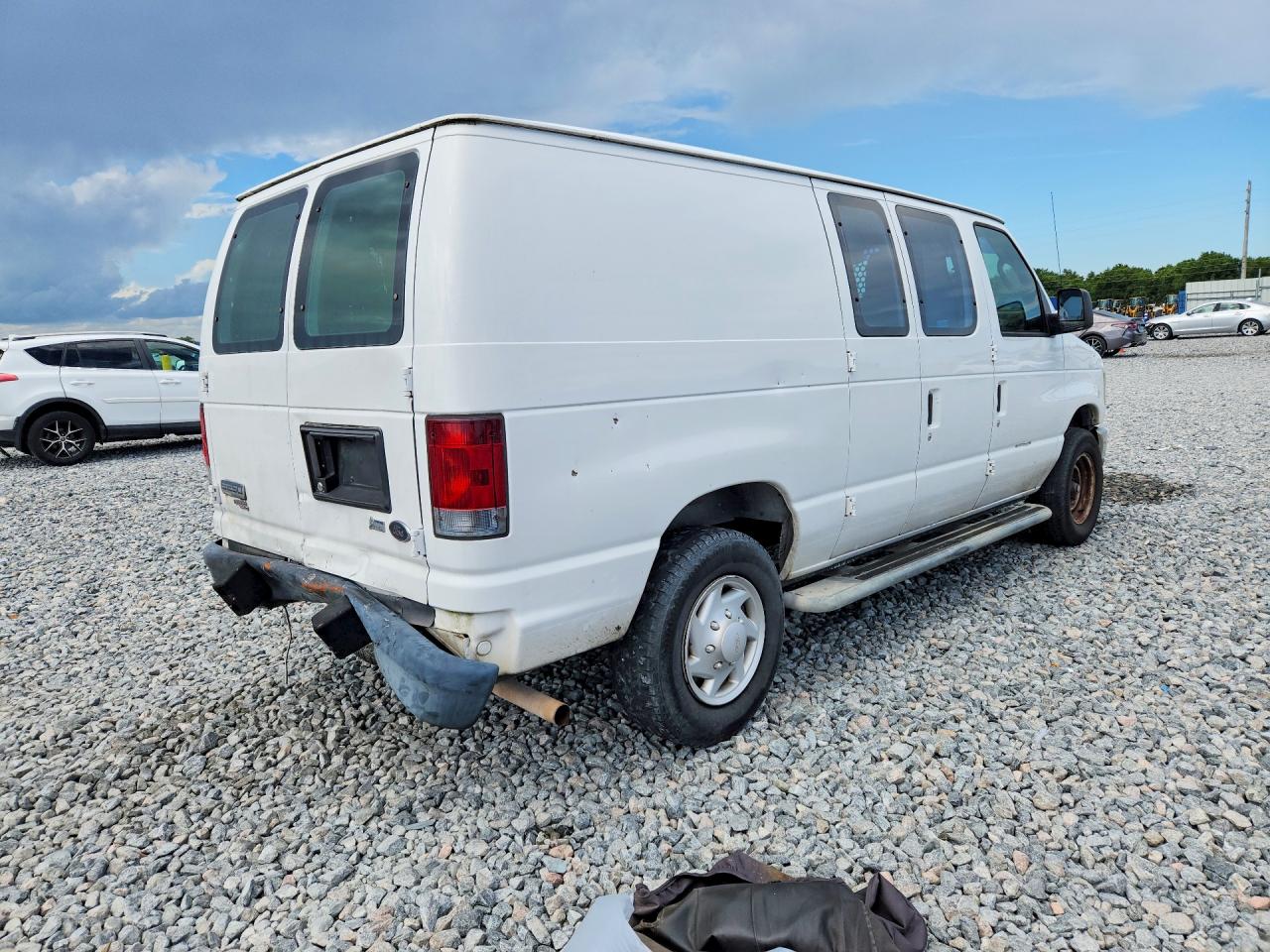 Ford Econoline E250 Van
