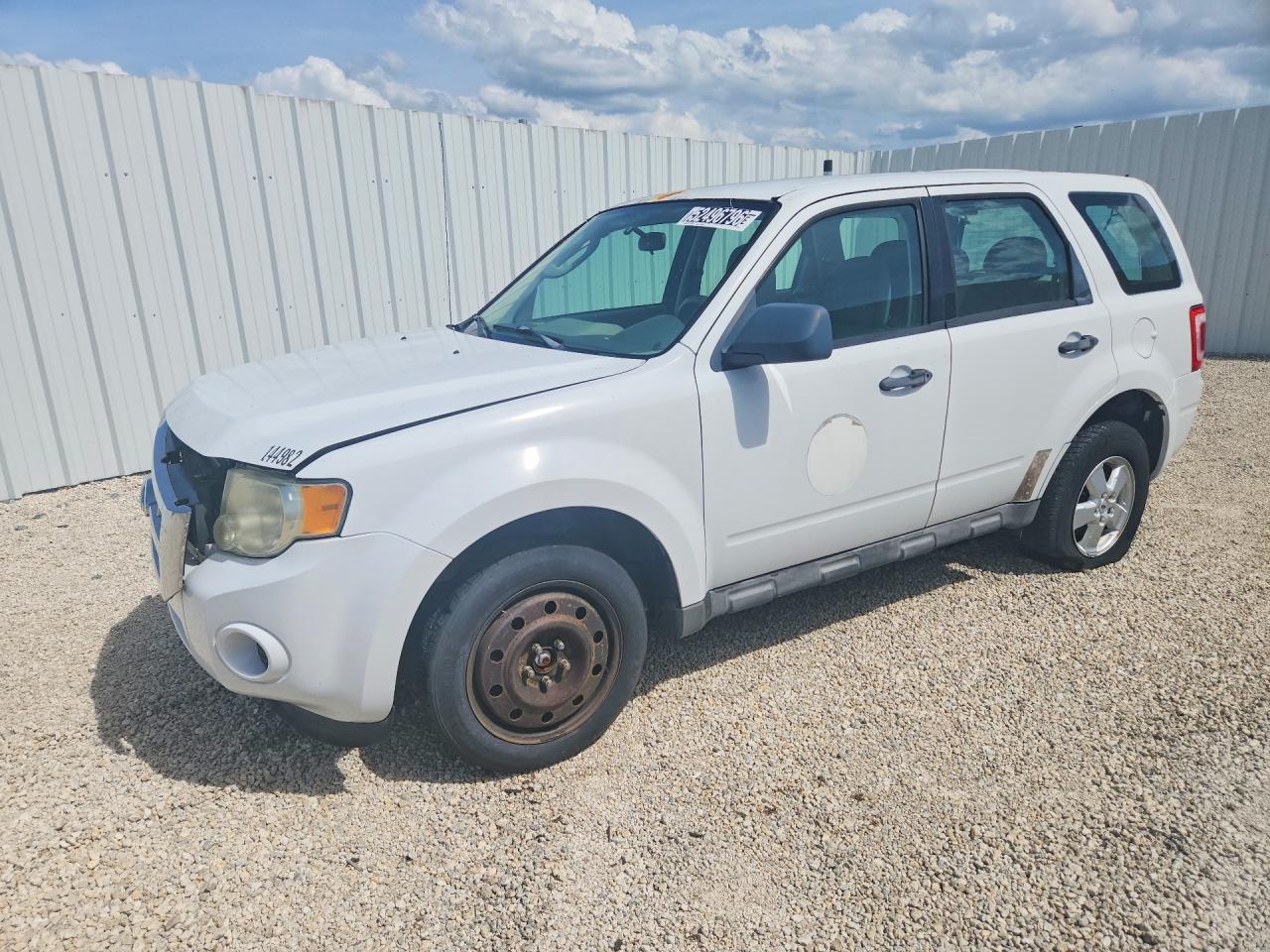 Salvage Ford Escape Image