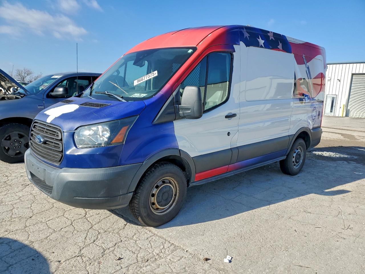 Salvage Ford Transit Image