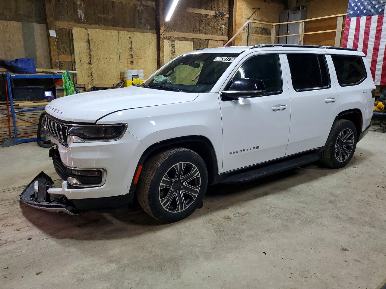 Salvage Jeep Wagoneer Image