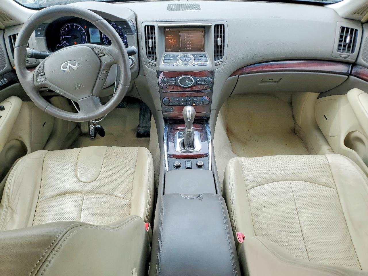 INFINITI G37 X