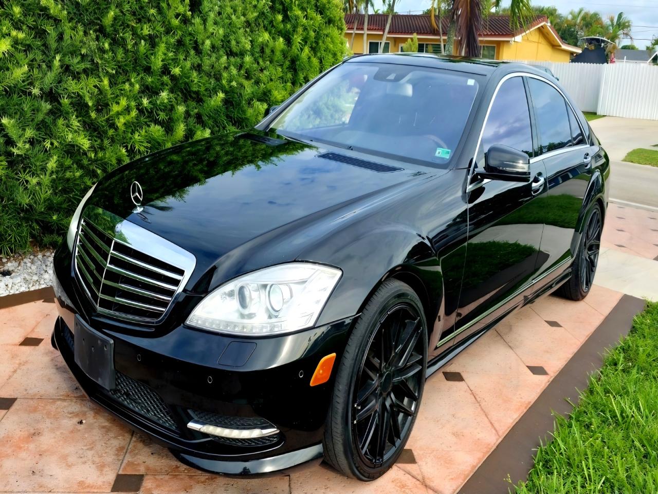 Salvage Mercedes-Benz S-Class Image
