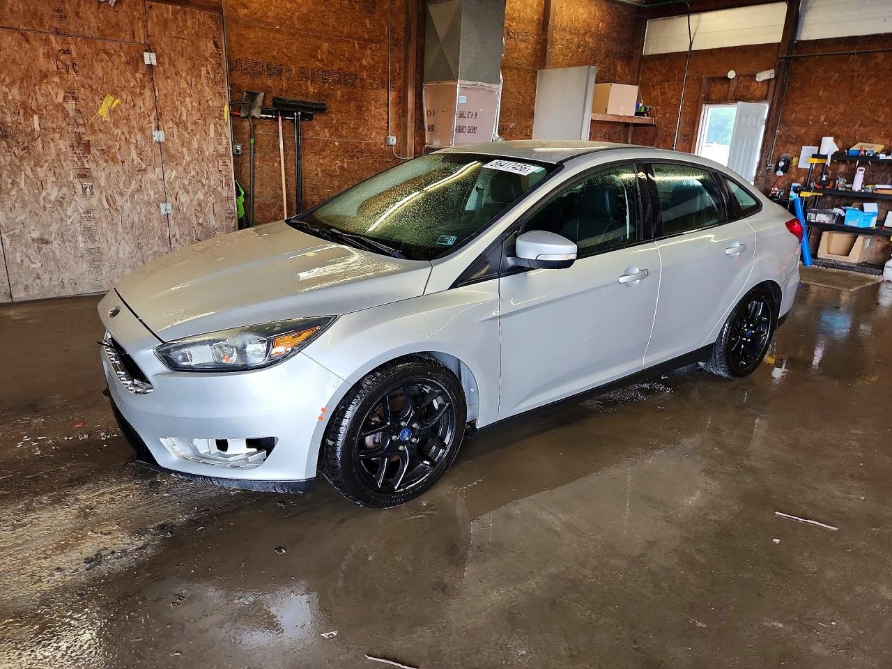 Salvage Ford Focus Image