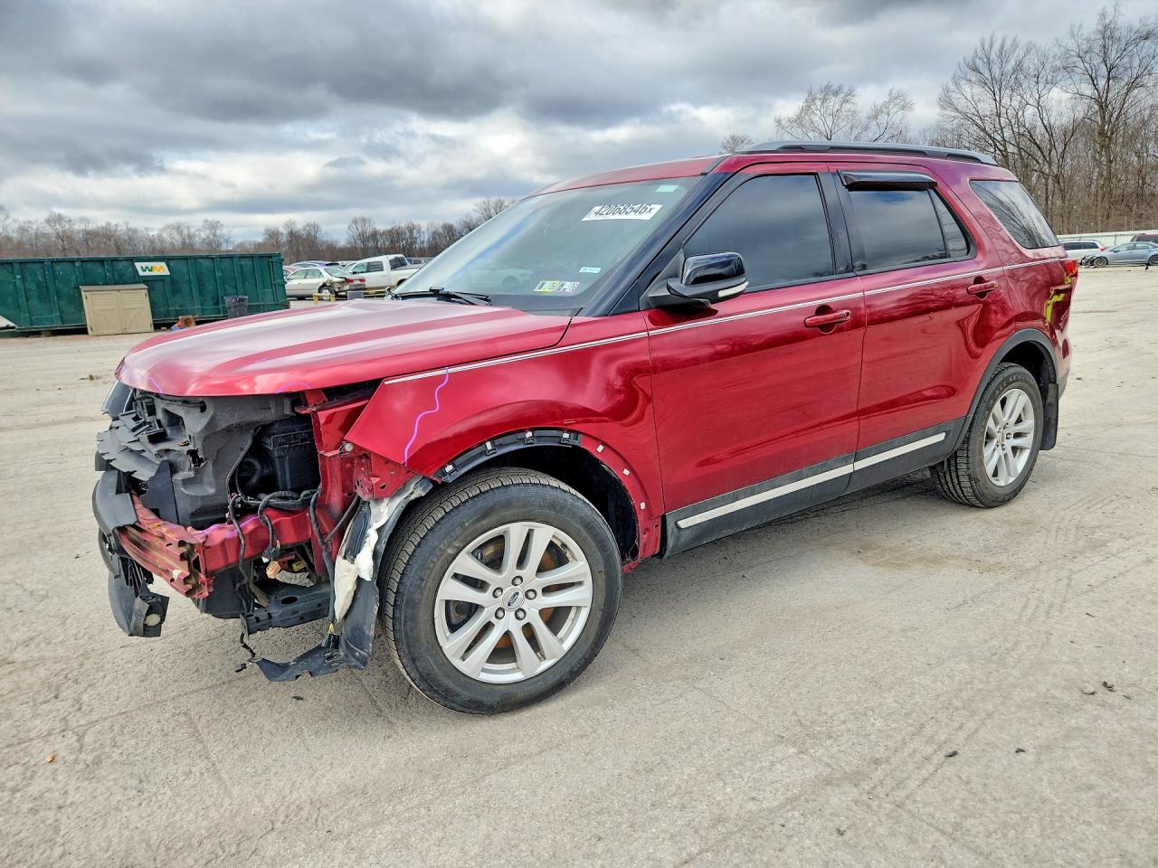 Salvage Ford Explorer Image