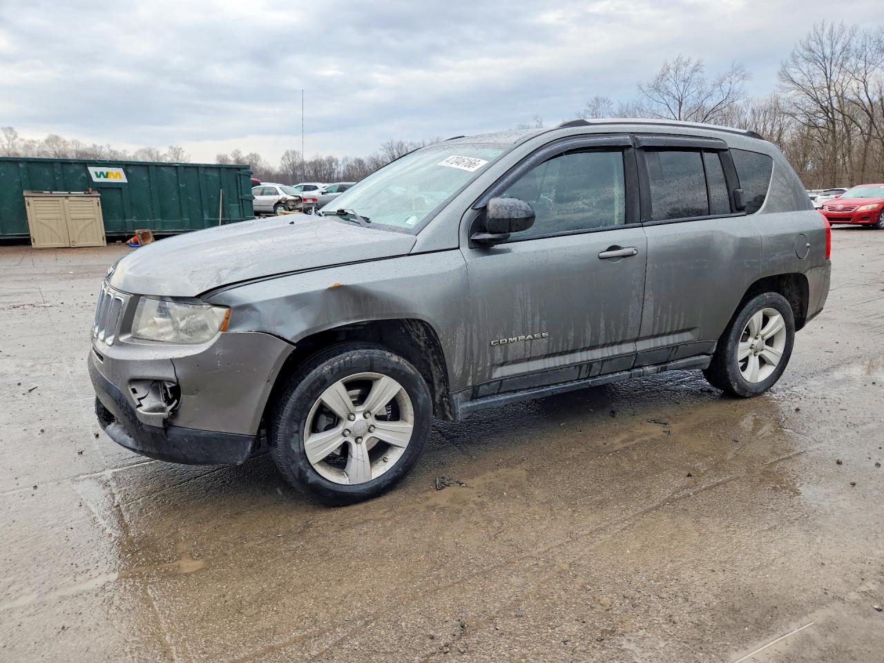Salvage Jeep Compass Image
