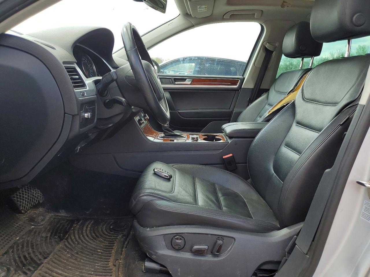 Volkswagen Touareg V6