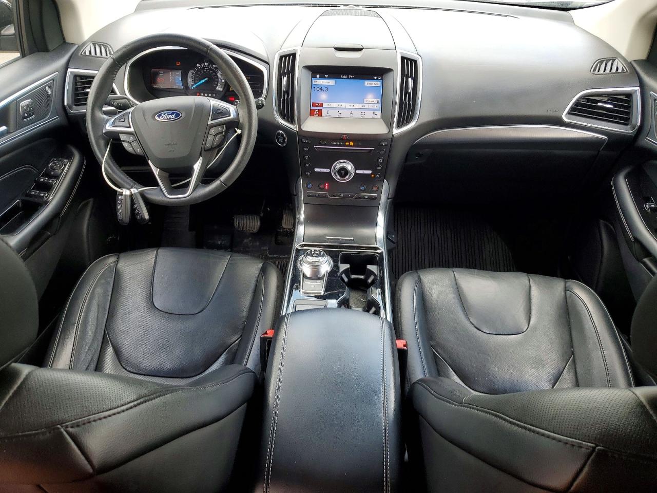 Ford Edge Titanium
