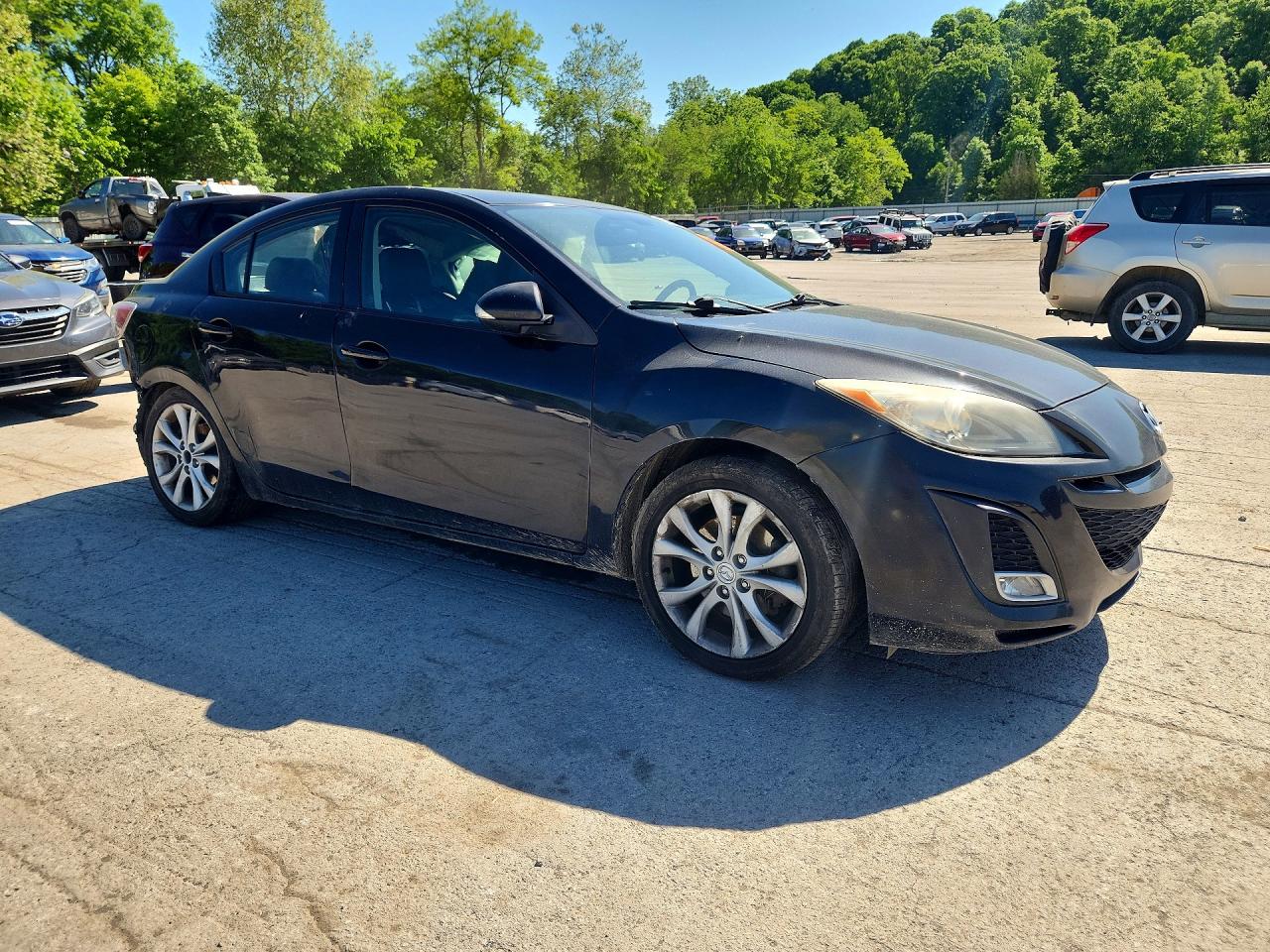 Mazda Mazda3 S