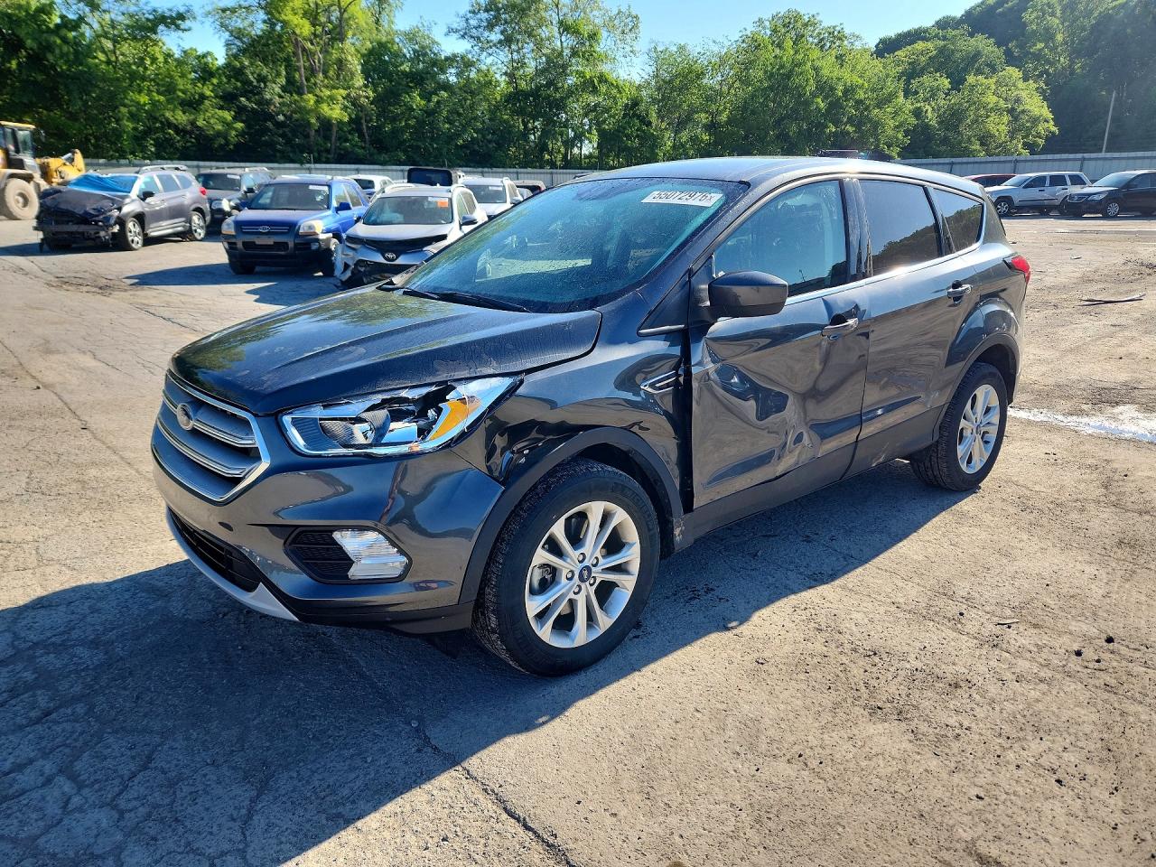 Salvage Ford Escape Image