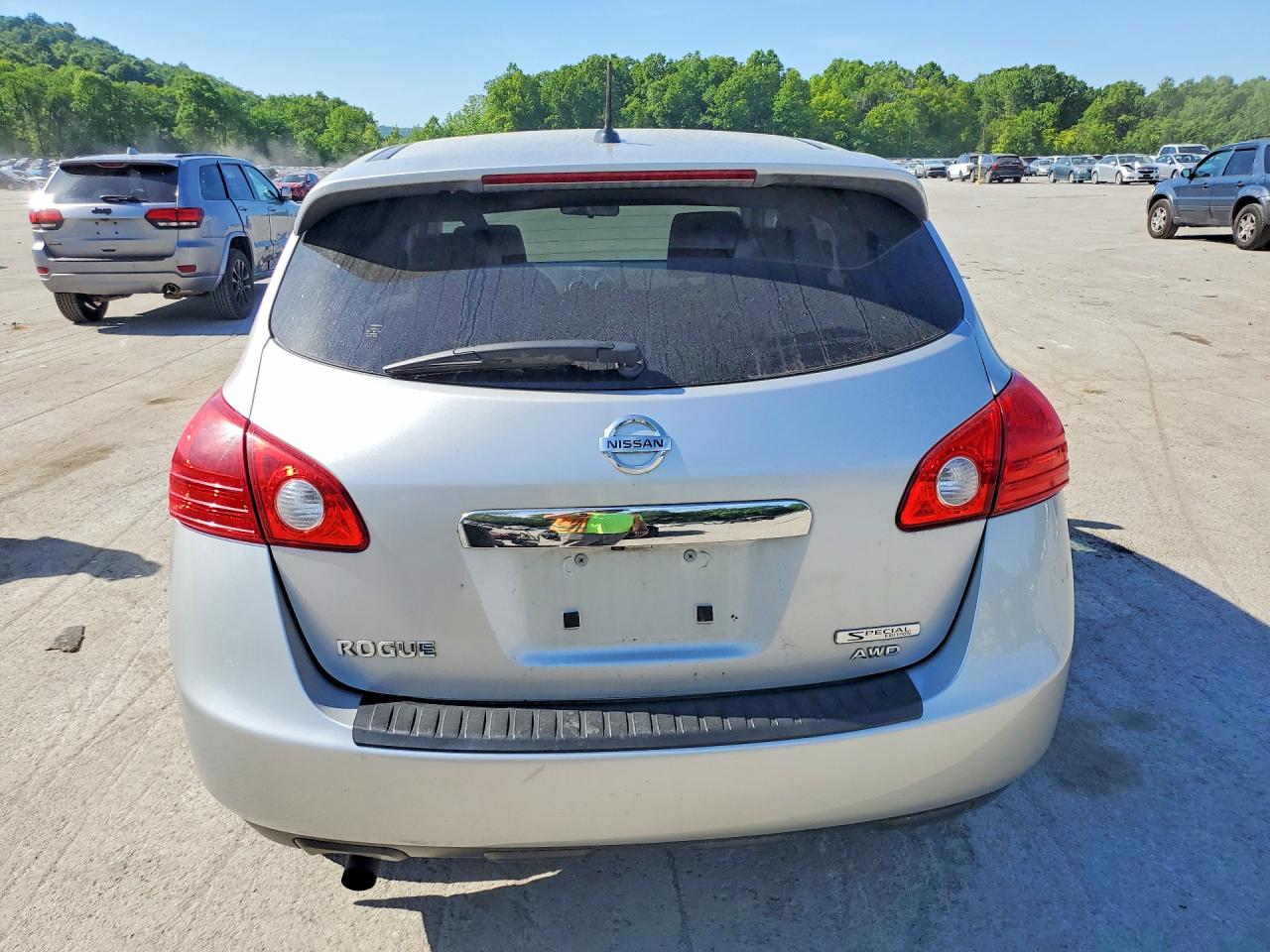 Nissan Rogue S
