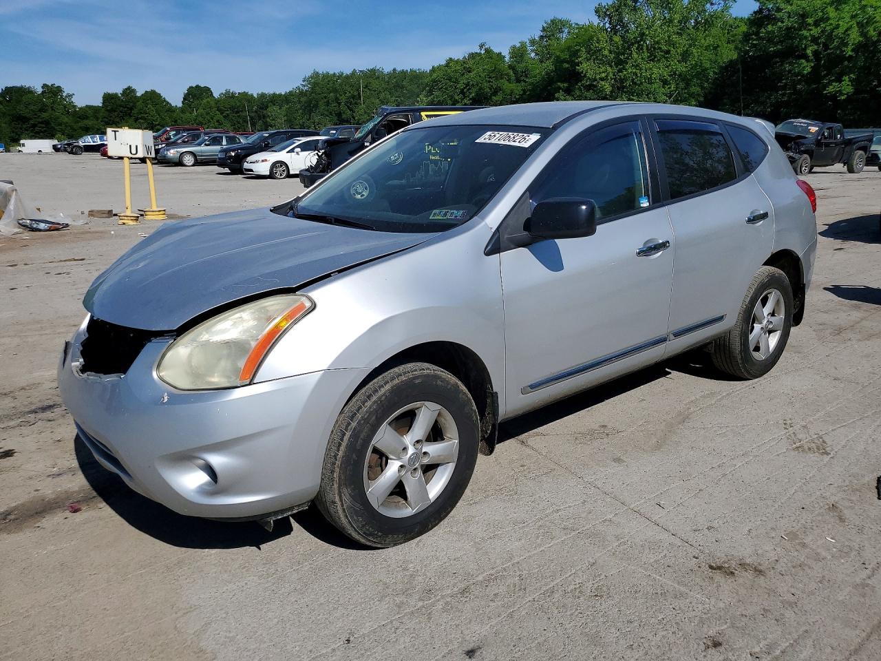 Salvage Nissan Rogue Image
