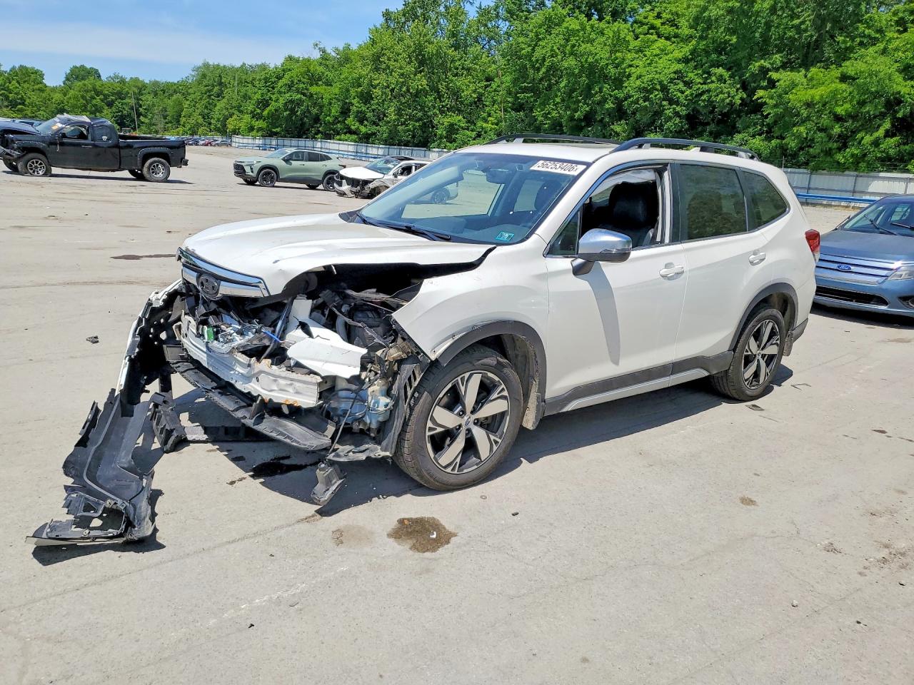 Salvage Subaru Forester Image