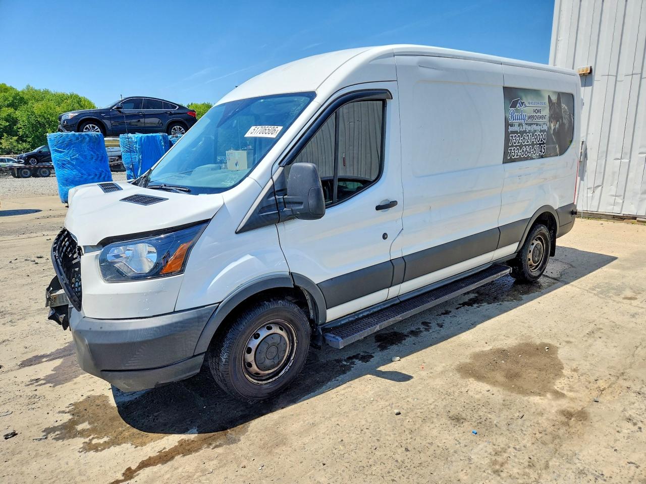 Salvage Ford Transit Image