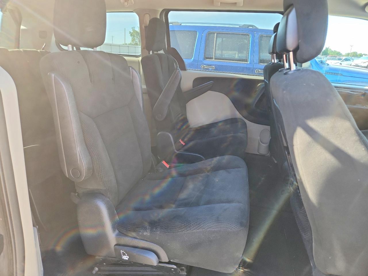 Dodge Caravan Sxt