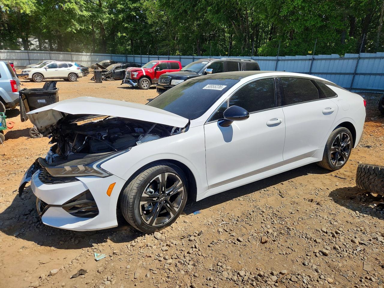 Salvage Kia K5 Image