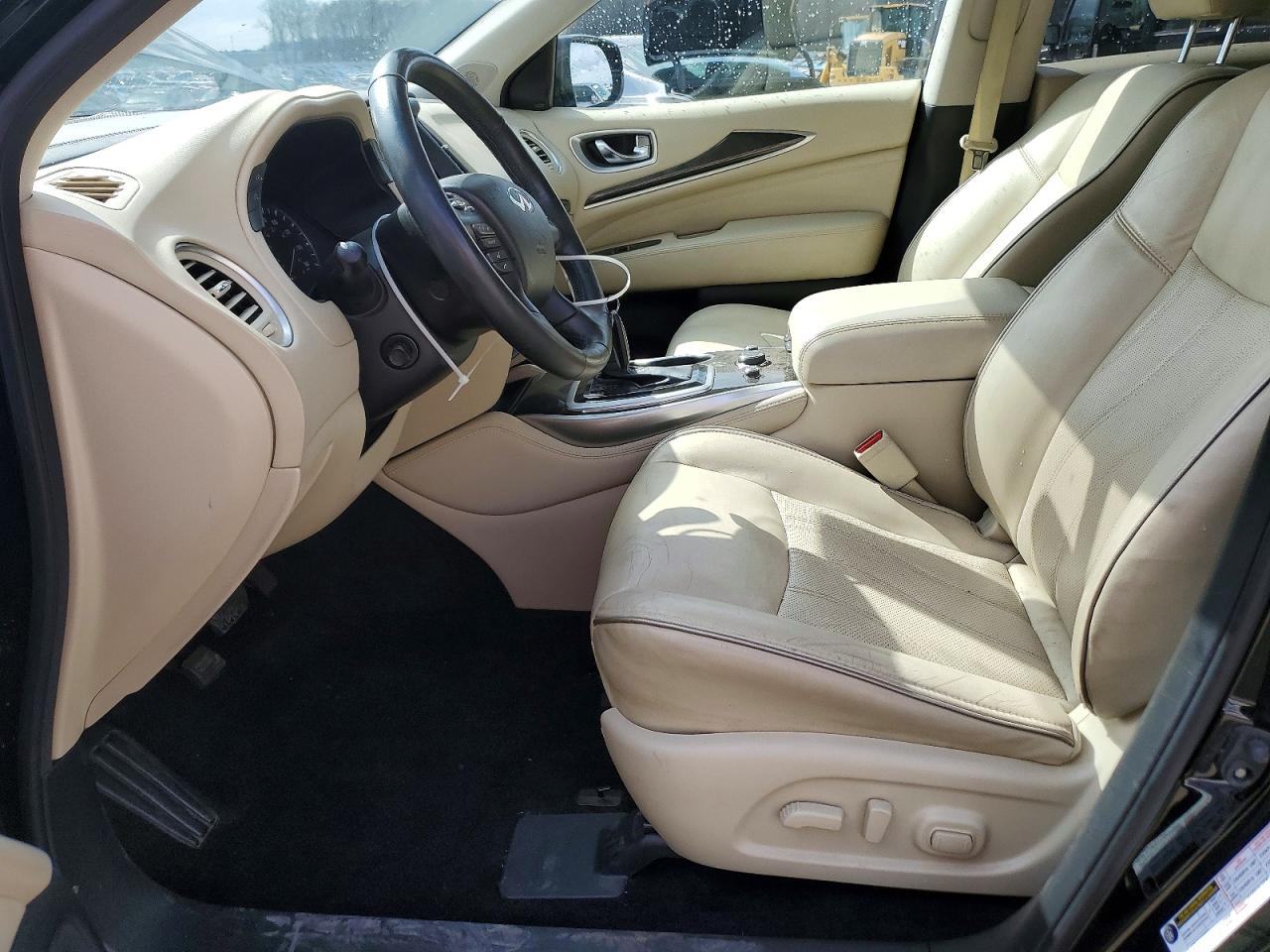 INFINITI Qx Luxe