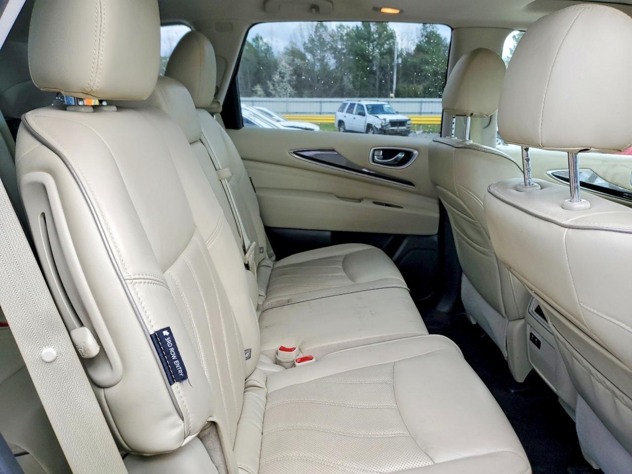 INFINITI Qx Luxe
