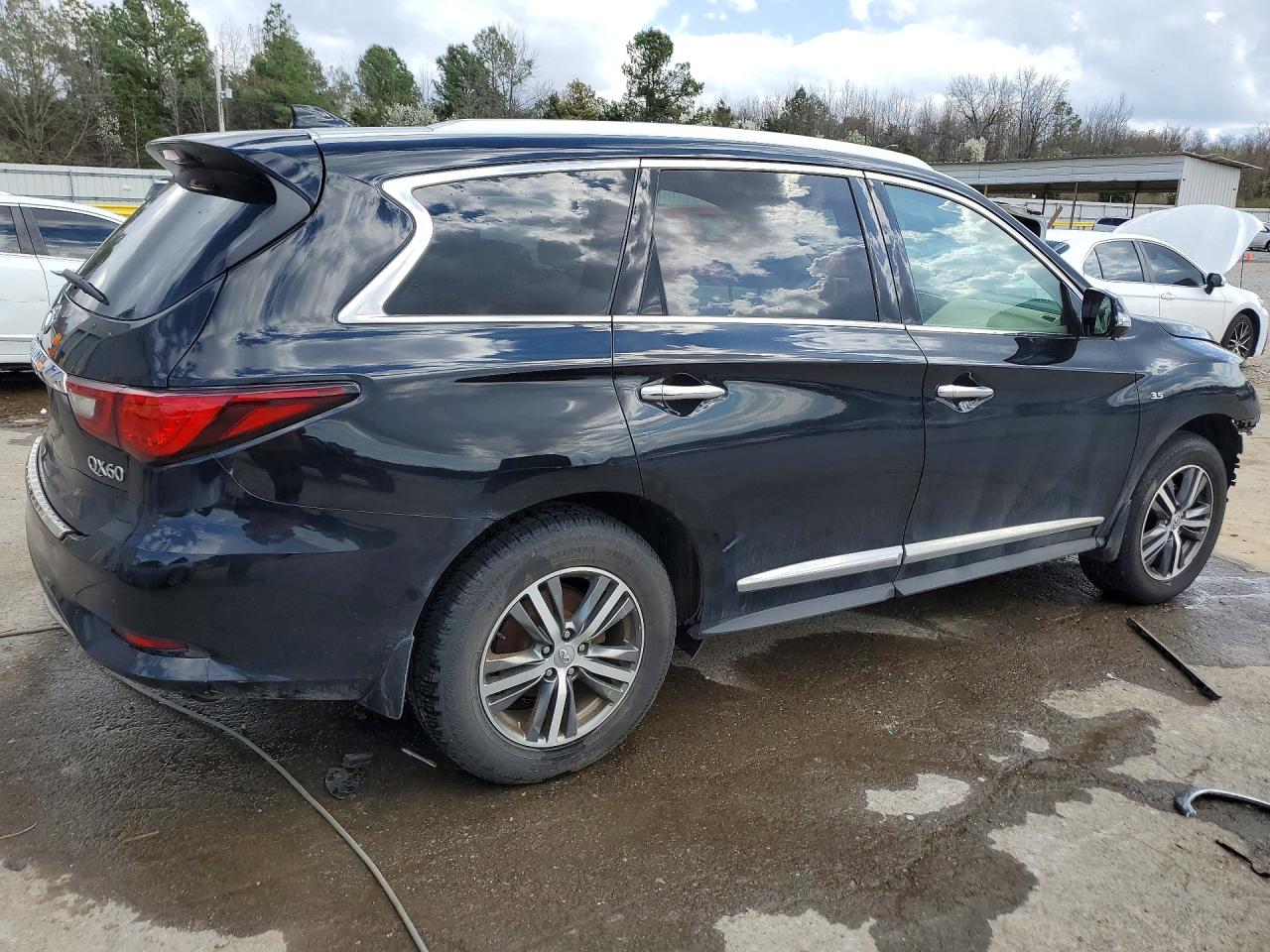 INFINITI Qx Luxe