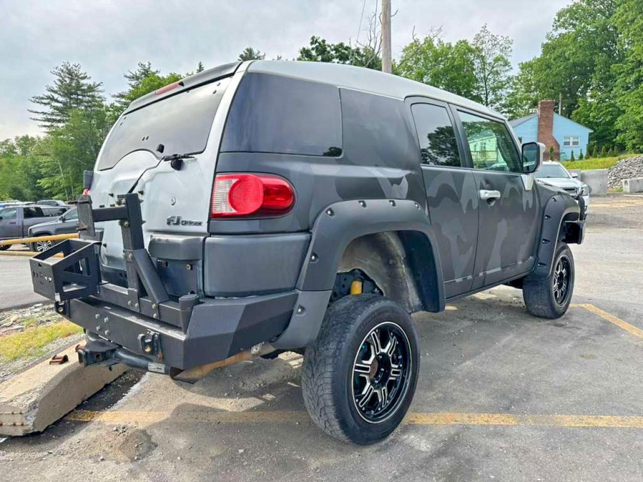 Toyota FJ Cruiser Base