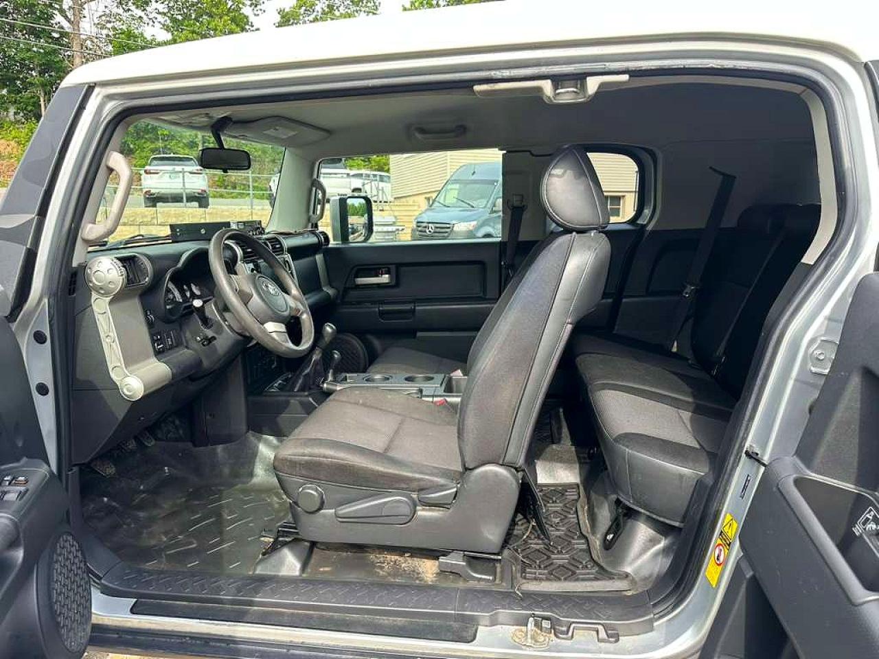 Toyota FJ Cruiser Base