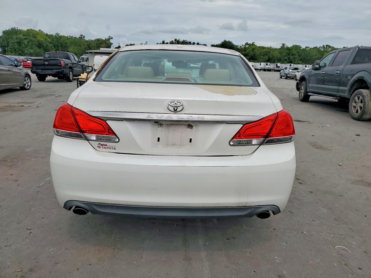 Toyota Avalon Base