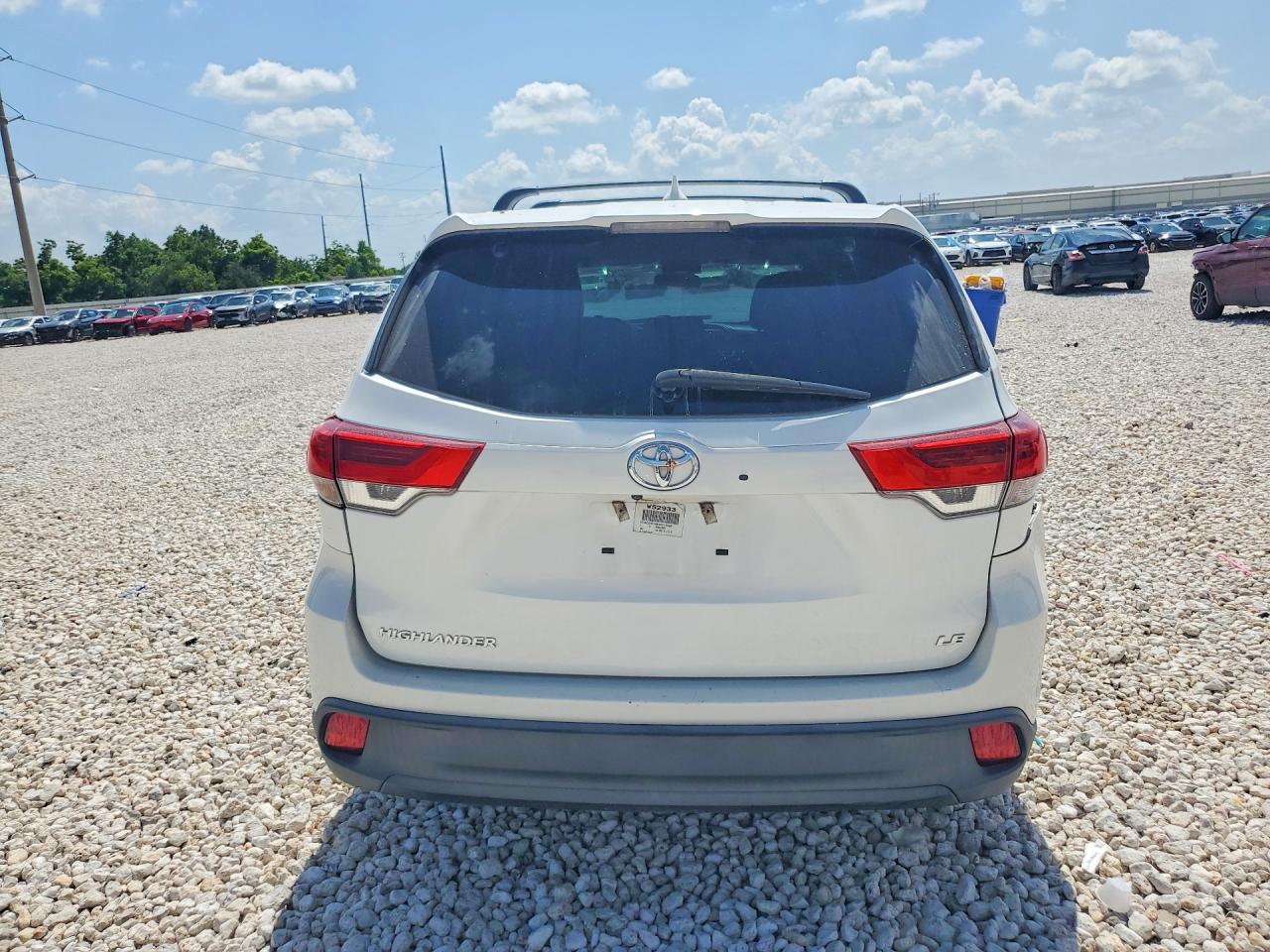 Toyota Highlander Le