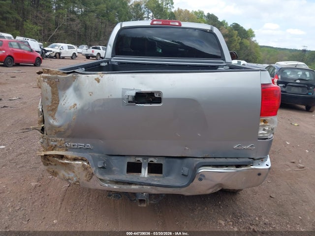 Toyota Tundra Platinum 5.7l V8