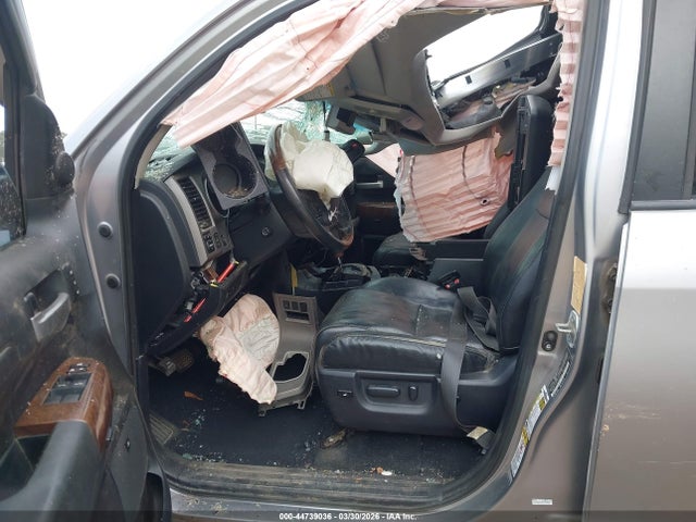 Toyota Tundra Platinum 5.7l V8