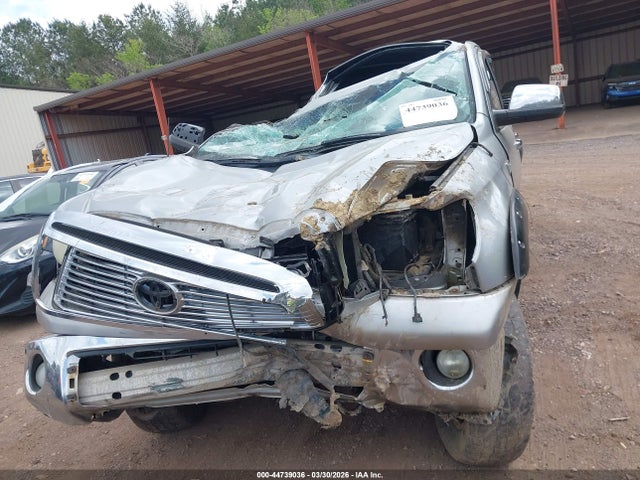 Toyota Tundra Platinum 5.7l V8