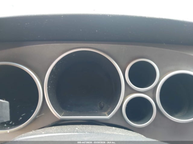 Toyota Tundra Platinum 5.7l V8