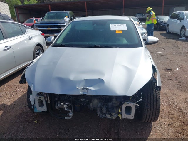 Kia Forte S