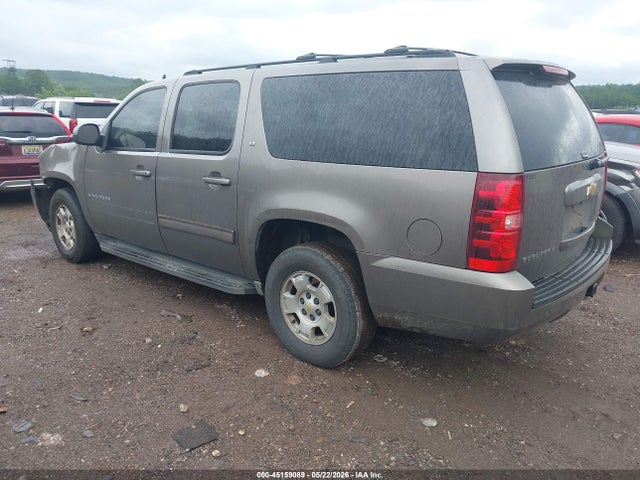 Chevrolet Suburban 1500 Lt