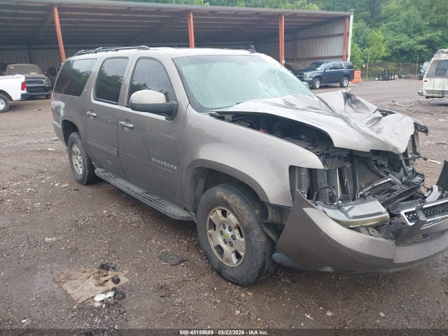 Salvage Chevrolet Suburban 1500 Image