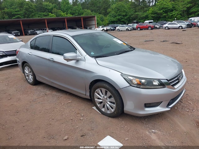 Salvage Honda Accord Image