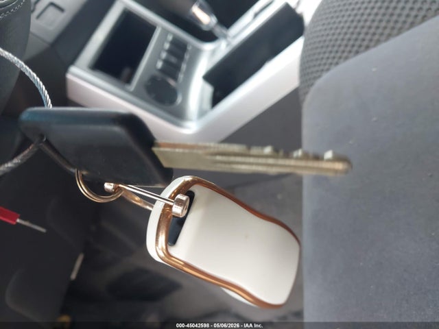 Nissan Pathfinder Se