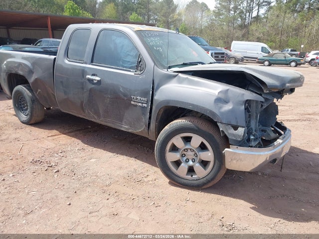 Salvage GMC Sierra 1500 Image