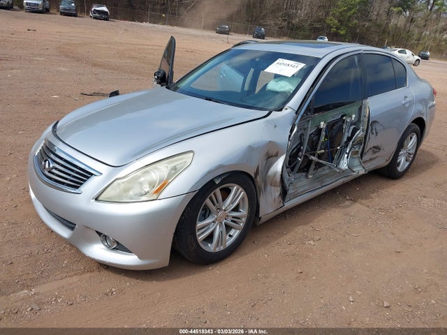 INFINITI G37 Journey