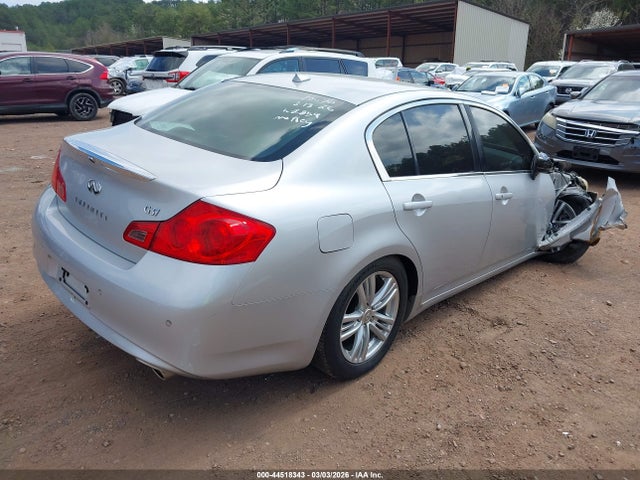 INFINITI G37 Journey