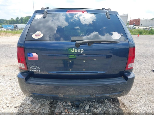 Jeep Grand Cherokee Laredo