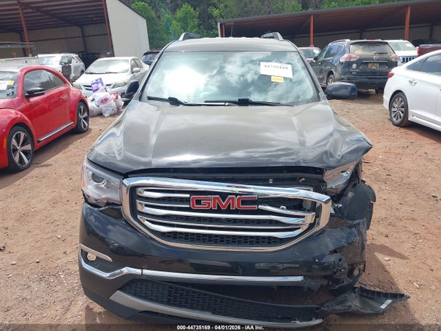 GMC Acadia Slt-2