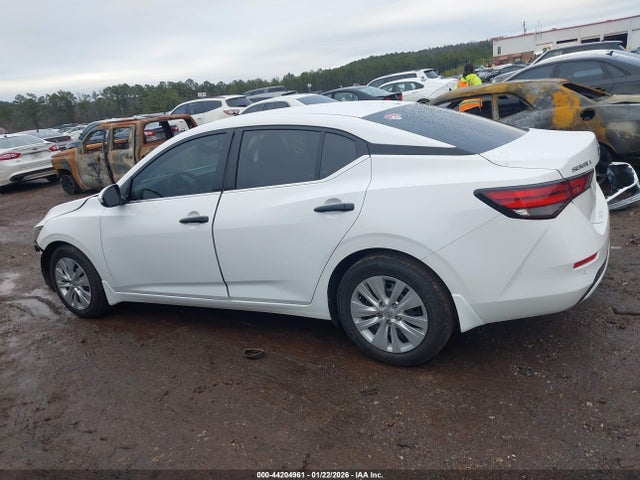 Nissan Sentra S