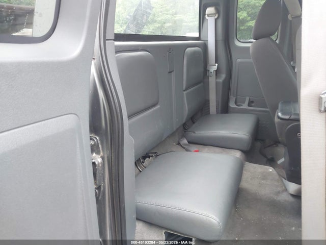 Mitsubishi Raider Ls